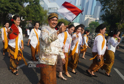 Sambut Bulan Suro, Penggiat Pecinta Budaya Nusantara Aksi Lestarikan Busana Tradisional