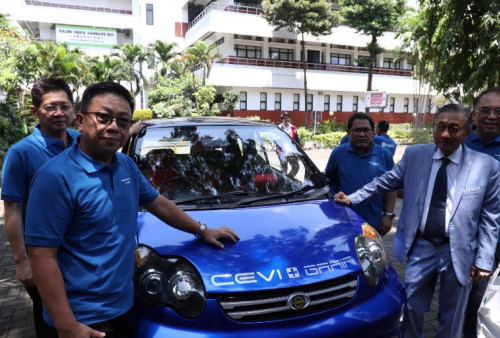 Mobil Listrik Ubaya Siap Bersaing