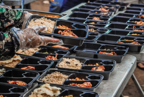 Nasi Kebuli jadi menu andalan buka bersama Armada dan Dompet Dhuafa di Setu Tujuh Muara, Bojongsari