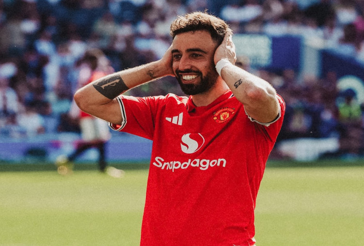 Masa Depan Michael Carrick di Manchester United Terancam, Bruno Fernandes Tetap Kapten