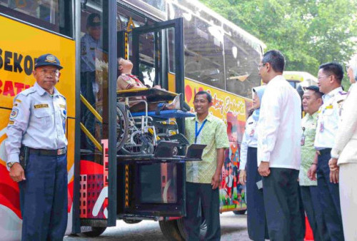 Pemprov DKI Jakarta Luncurkan 5 Bus Sekolah Khusus Siswa Penyandang Disabilitas