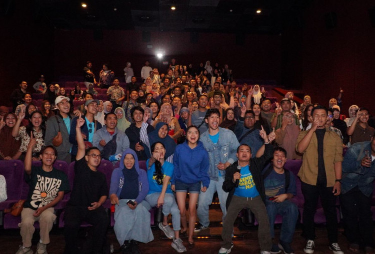Sapa Penonton di Surabaya, Cast Film Senin Harga Naik Angkat Konflik Ibu dan Anak