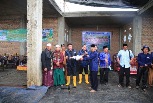 Kunker di Semendo Darat, Herman Deru Silaturahmi Dengan Jemaah Masjid Baitul Jannah