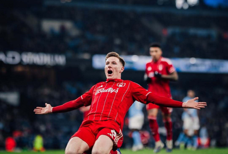 Ogah Perang Harga dengan Man City, Man United Mundur dari Perburuan Elliot Anderson?