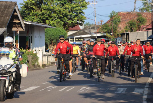 Fun Bike Polres Lahat Keliling Kota Lahat