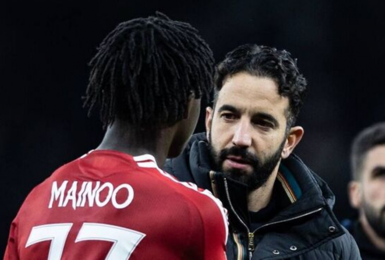 Kobbie Mainoo Jadi Rebutan, Manchester United Terancam Ditinggal Sang Bintang Muda
