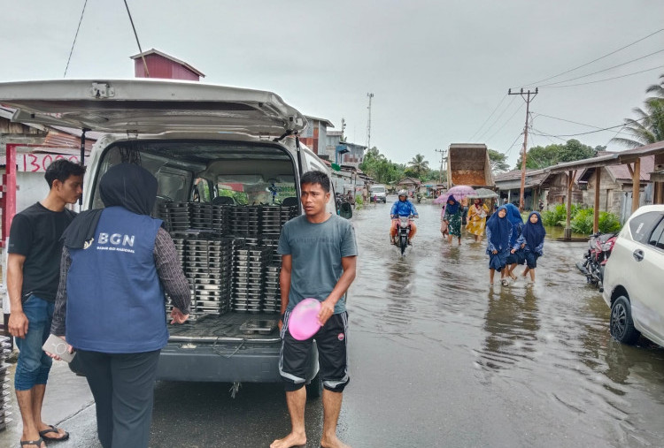 94 SPPG Provinsi Aceh Bergerak, Distribusikan 282.000 Paket Makanan Untuk Korban Banjir