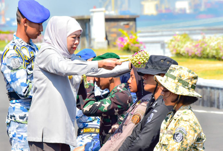 Khofifah Pimpin Pembaretan 1.346 Taruna Taruni Jawa Timur 