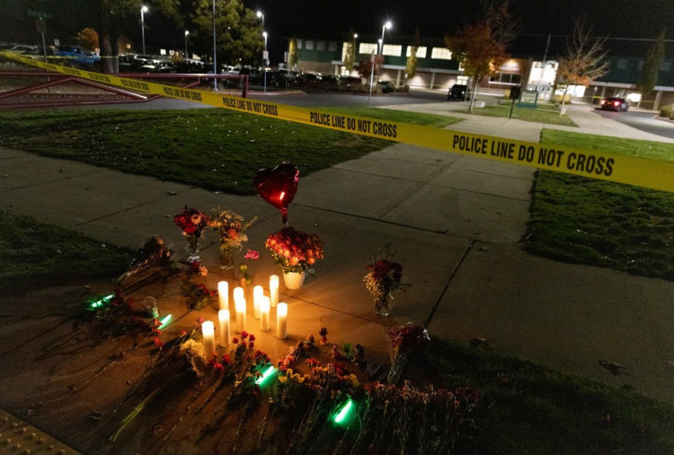 Penembakan di Sekolah Oregon, Renggut Nyawa Tiga Anak dan Seorang Guru, Warga Bend Berduka   