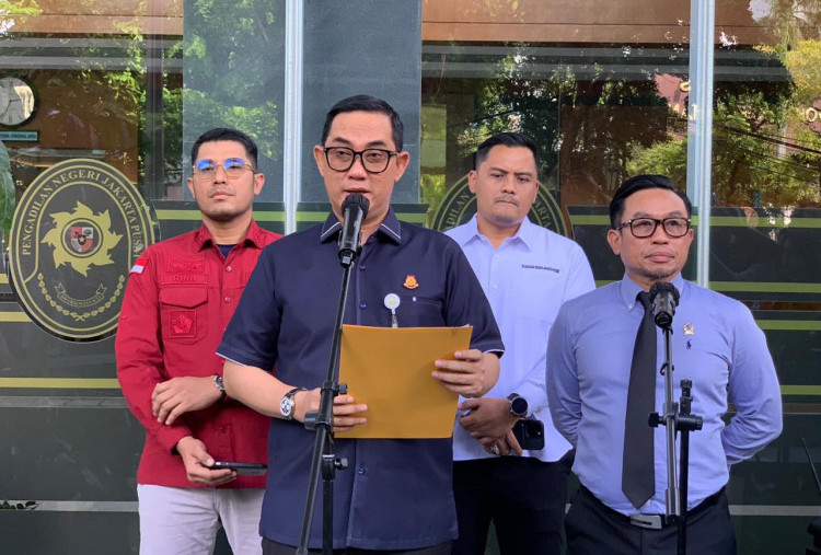 9 Tersangka Korupsi PT Pertamina Siap Sidang
