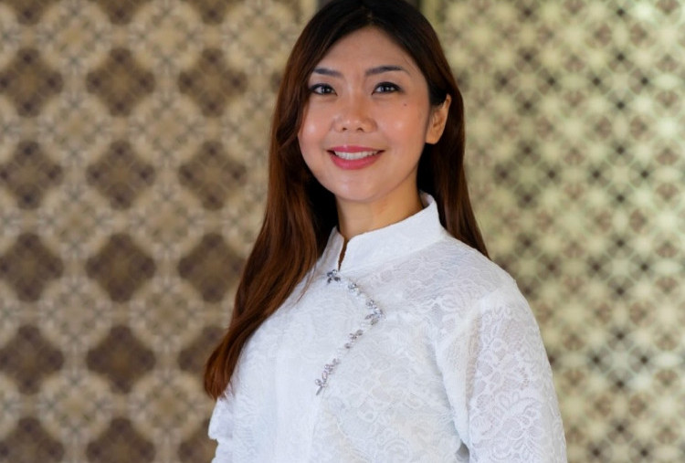 Cheng Yu Pilihan Country Manager Lifewave Indonesia Ivonne Sabrina: Qian Shi Bu Wang, Hou Shi Zhi Shi