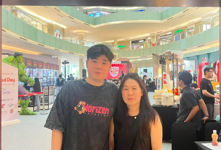 Evan Bawa Ateng Family Lolos Perempat Final Konjen Tiongkok Mobile Legends Cup 2026, Berkat Doa Ibu!