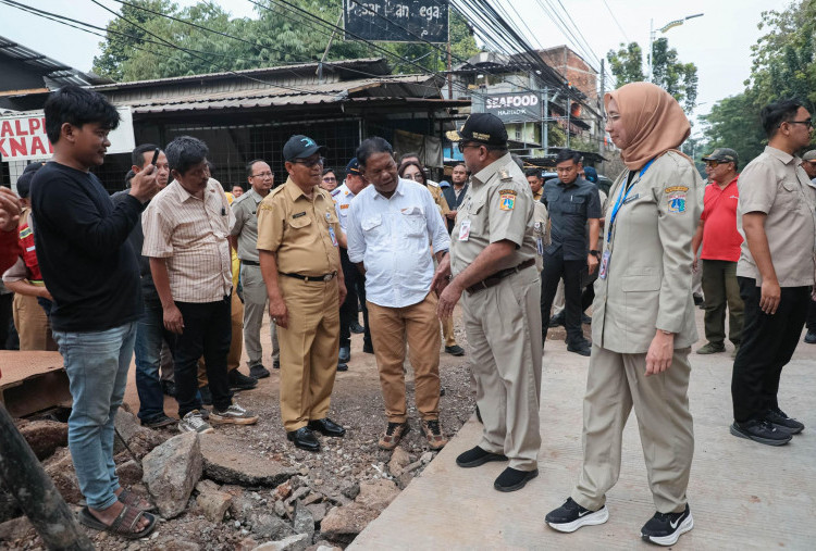Jalan di Lenteng Agung yang Amblas Rampung Diperbaiki, Rano: Petakan Titik Rawan!
