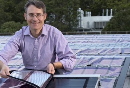 Projct Charge Around Australia, Gunakan Printing Solar Panel Sebagai Sumber Tenaga Tesla Hingga 15.100 Km