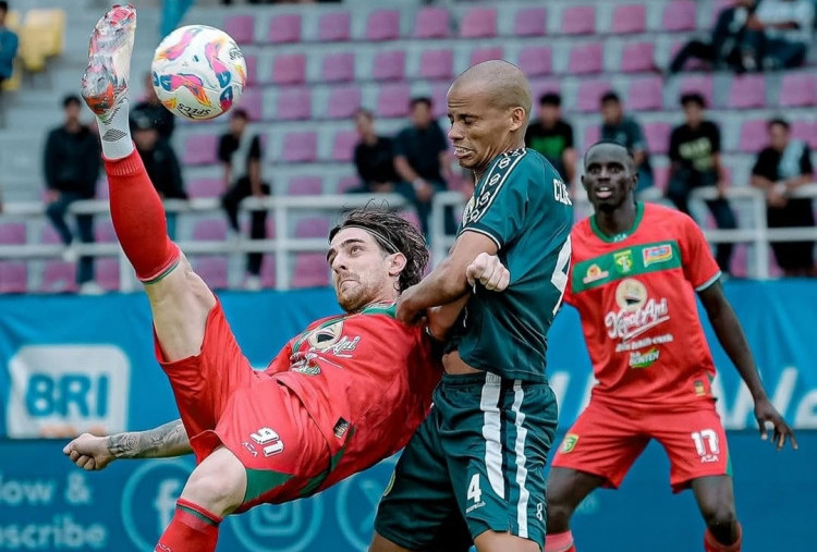 Dua Legiun Asing Anyar Persebaya Penasaran dengan Atmosfer Bonek!