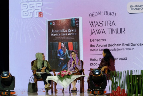 Buku Jamanika Resti Wastra Jawi Wetan Rilis Bareng Pembukaan Batik Fashion Fair 2023
