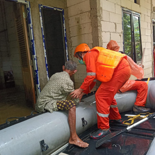 620 Jiwa Dipaksa Mengungsi, Banjir Rendam 2.351 Rumah Warga Kabupaten Banyumas
