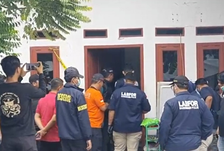 Heboh Warakas! Satu Keluarga Ditemukan Tewas di Kontrakan, Polisi Ungkap Fakta Mengejutkan