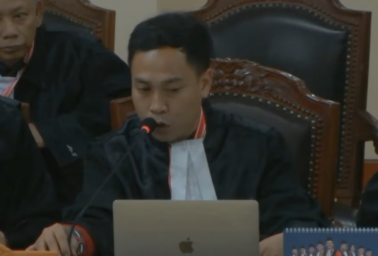 Sidang Gugatan Hasil Pilgub Jatim 2024 di MK, Risma-Gus Hans Minta Khofifah-Emil Didiskualifikasi