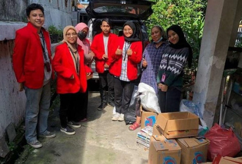 Mahasiswa Untag Surabaya Dongkrak Keuntungan Bagi Warga Lewat Kegiatan Penyimpanan Sampah