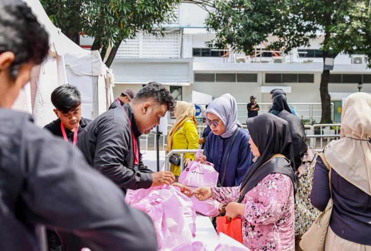 Pertamina Salurkan 118 Ribu Paket Sembako untuk Perkuat Ketahanan Ekonomi Keluarga