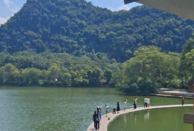 Harian Disway di China International Press Communication Center (CIPCC) (58): Tempat Berteduh jadi Ikon Wisata