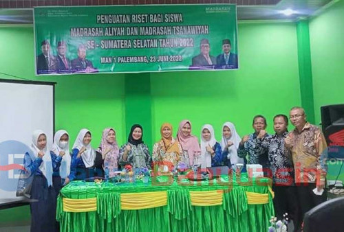 Lima Siswa MTsN 1 Banyuasin Ikuti Penguatan Riset Tingkat Provinsi