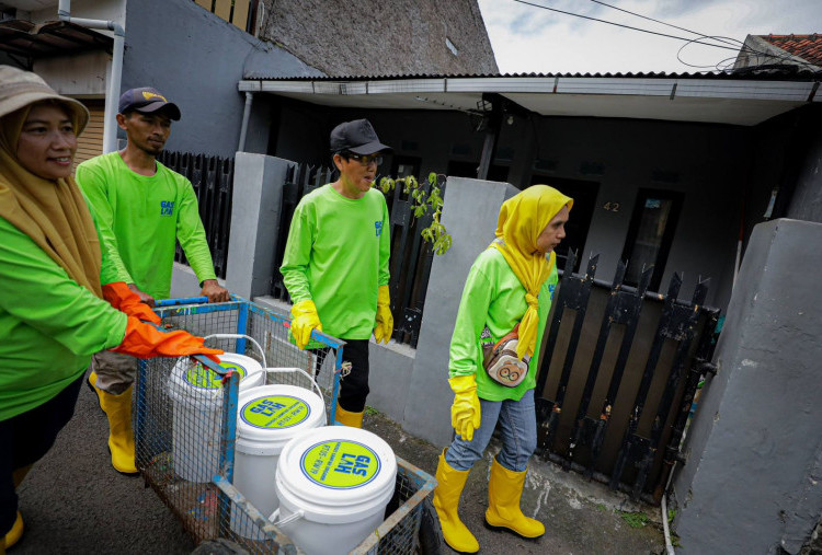 Walkot Bandung Farhan Fokuskan Pengolahan Sampah Tiap Jumat-Minggu
