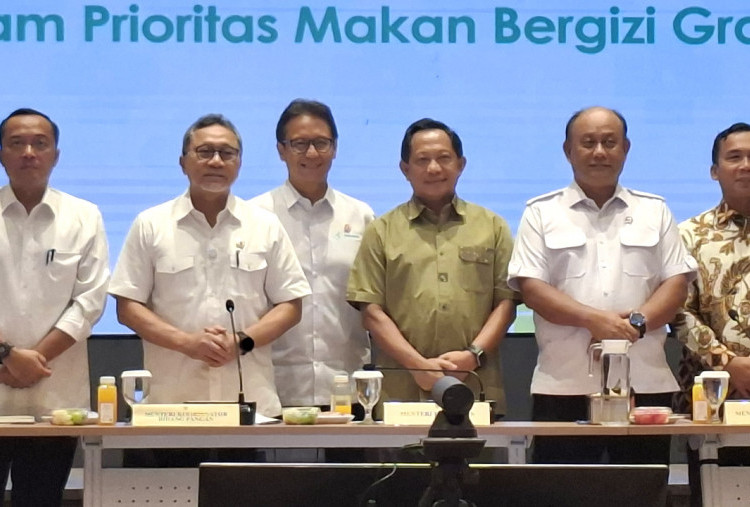 Pemerintah Tutup Sementara Dapur MBG Bermasalah Pasca Lonjakan Kasus Keracunan