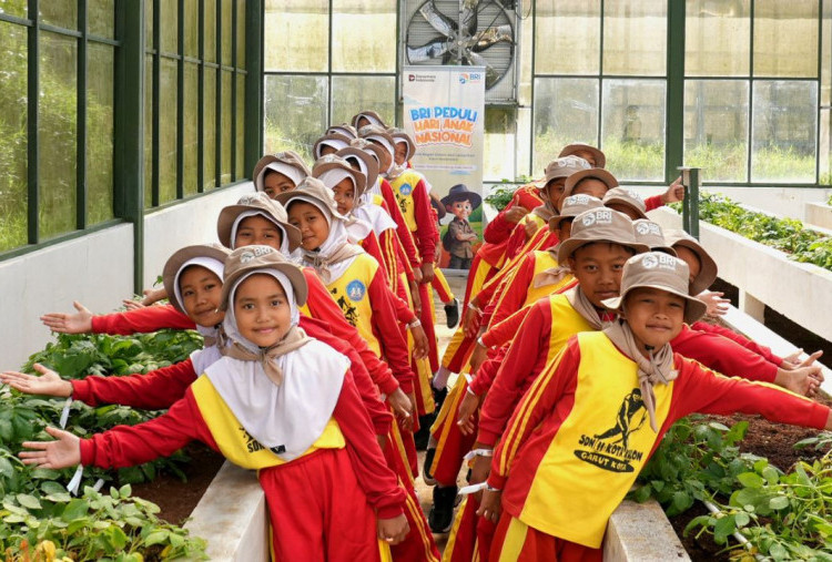 BRI Peduli Rayakan Hari Anak Nasional 2025 dengan Kegiatan Agroedukasi di Garut