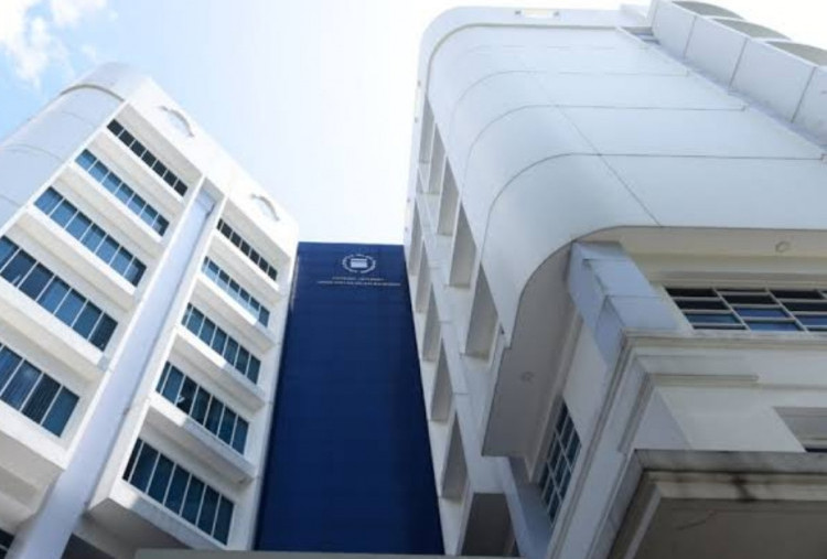 Unisba Dihantam Gas Air Mata Dini Hari, Proyektil Jatuh di Dalam Kampus