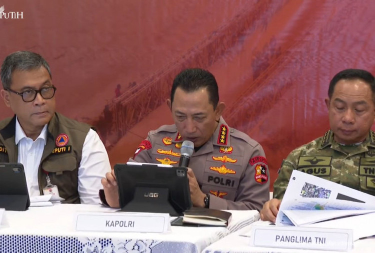 TNI dan Polri Kirim 30 Ribu Personel Tambahan ke Sumatera
