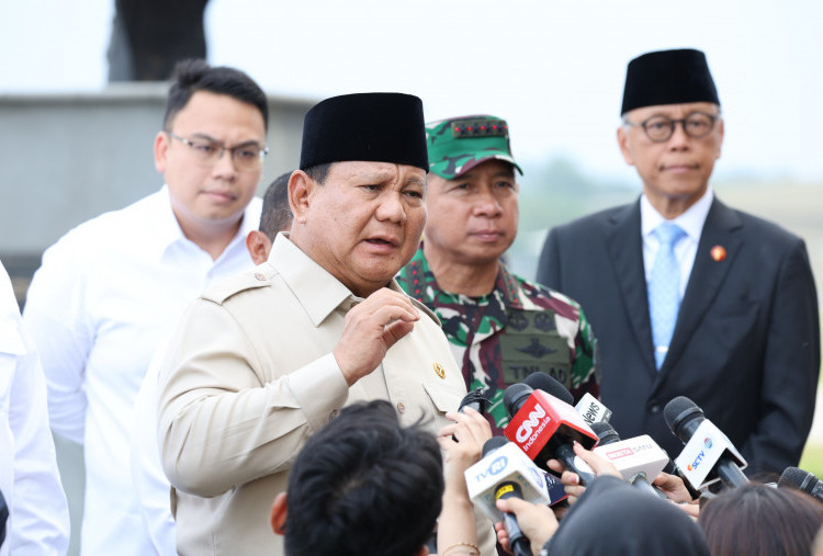 Tiba di Tanah Air, Prabowo Langsung Panggil Kepala BGN Soal Keracunan MBG