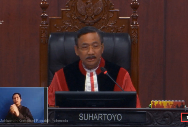 Polisi Tidak Boleh Duduki Jabatan Sipil, DPR Minta Keputusan MK Dipatuhi