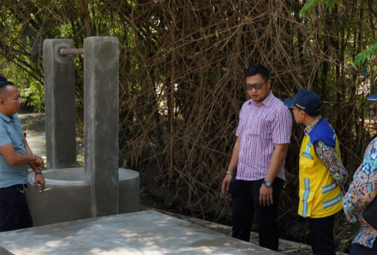 Kemarau Picu Krisis Air di Cirebon, Kementerian PU Bangun Sumur Bor di Desa Slangit