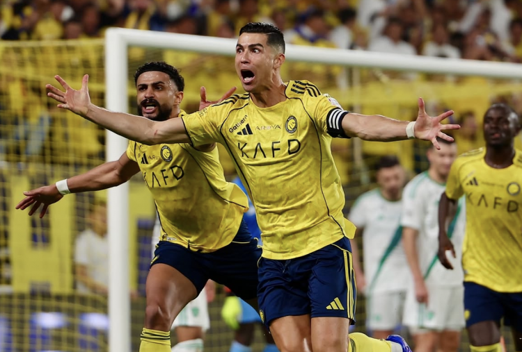 Ronaldo Hampir 1.000 Gol, Messi Masih Tertinggal? Ini Perbandingannya