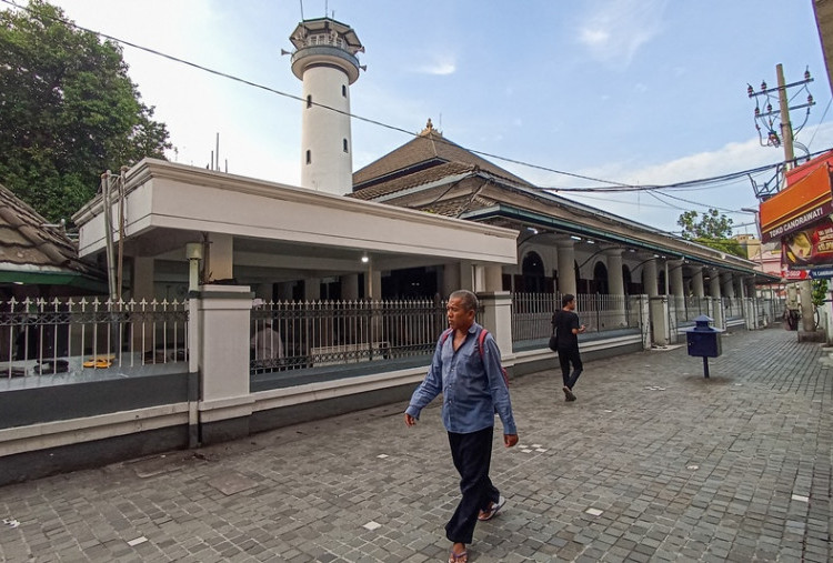 Masjid Ikon Surabaya (7): Tetenger Abadi Sunan Ampel