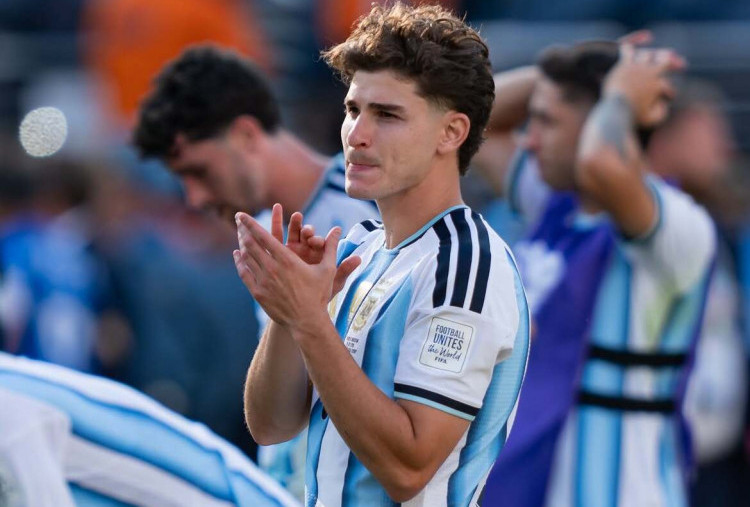 Barcelona Akhiri Perburuan Julian Alvarez, Mulai Cari Striker Alternatif