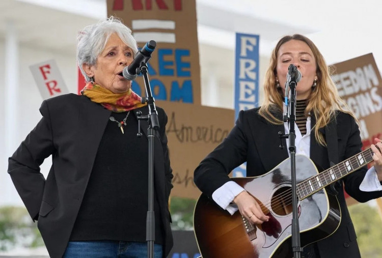 Selebriti Beraksi di Demo 'No Kings', Musisi dan Seniman Paling Dirugikan sejak Rezim Trump Jilid II