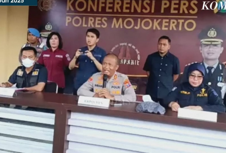 Rumah Polisi Meledak di Mojokerto, Labfor Polda Jatim Temukan Senyawa Oksidator dan Klorat di Pintu Kamar