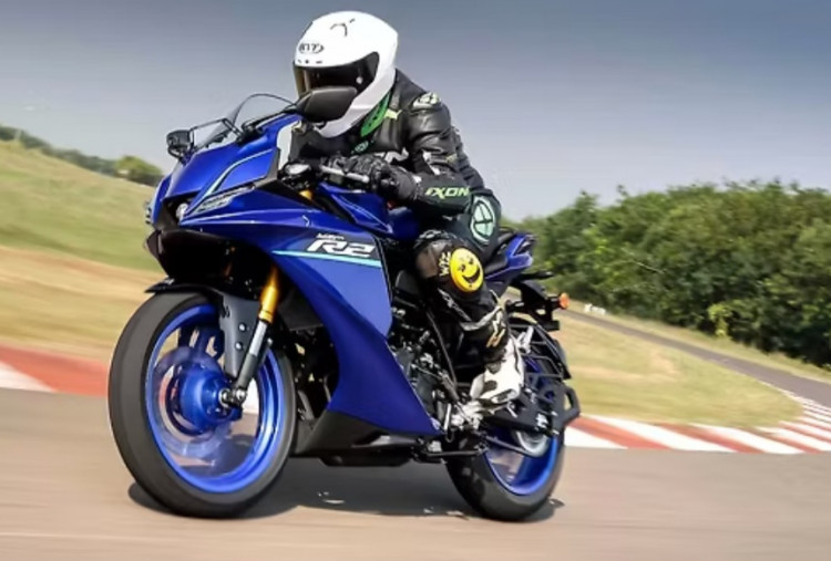 Yamaha R2 Review Uji Coba di Sirkuit, Lebih Baik dari R15