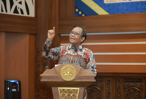 Mahfud MD Bongkar-bongkaran: Ada Rektor yang Disuruh Bilang Jokowi 'Negarawan Baik'