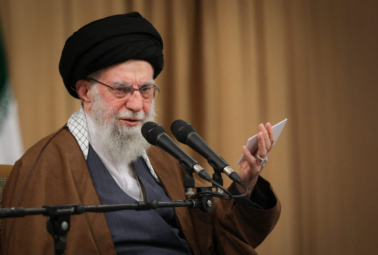 Profil dan Rekam Jejak Ali Khamenei, Pemimpin Tertinggi Iran Tewas dalam Serangan AS-Israel