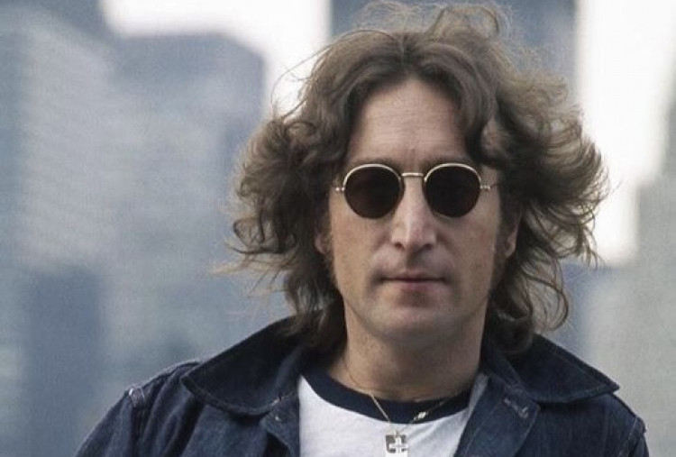3 Lagu Solo John Lennon yang Tunjukkan Sisi Bebasnya di Luar The Beatles
