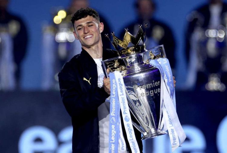 Phil Foden Resmi Perpanjang Kontrak di Man City hingga 2030