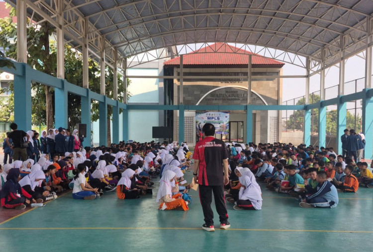 MPLS Ramah SMPN 8 Tangerang Selatan Tinggalkan Tradisi Perpeloncoan