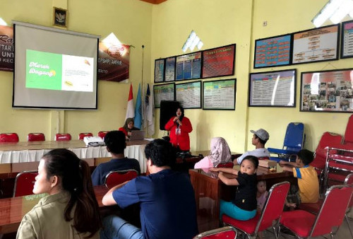 KKN di Mojokerto, Mahasiswa Untag Latih Legalisasi dan Desain Produk UMKM