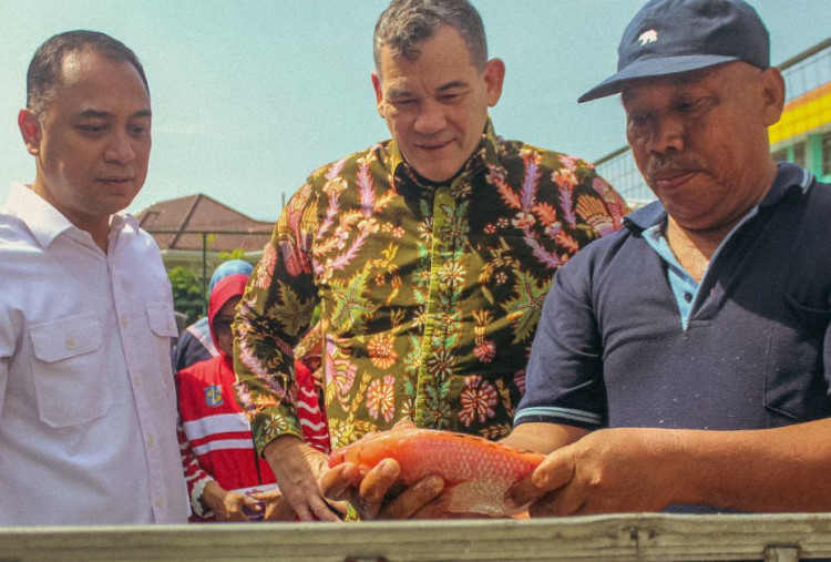 Panen Perdana Nila Akuaponik di Taman Teman, UK Petra-DAP Dorong Ketahanan Pangan 