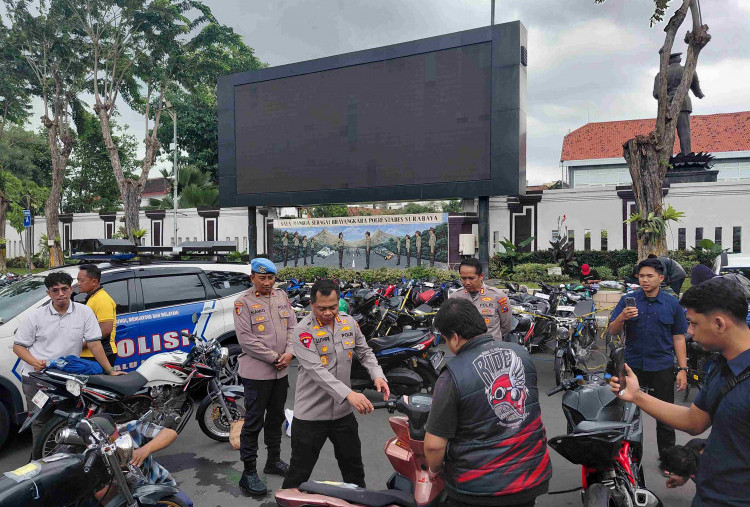 50 Unit Motor di Bazar Ranmor Polrestabes Surabaya Kembali ke Pemilik