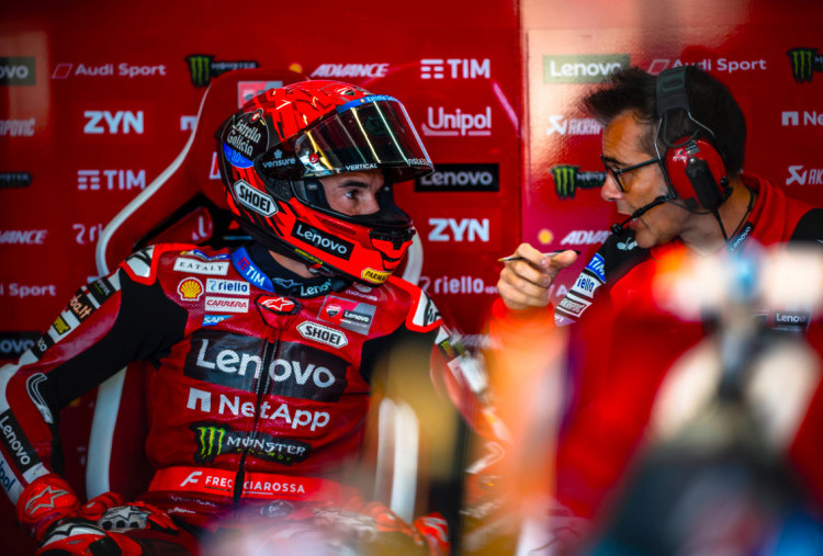 MotoGP Inggris 2026: Marc Marquez Terpuruk di Silverstone, Ini Penjelasannya